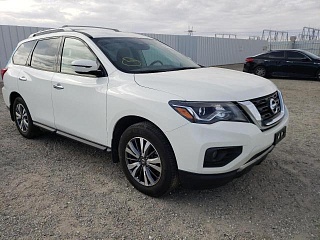NISSAN PATHFINDER SV 2020