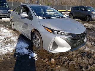 TOYOTA PRIUS PRIME LE 2021