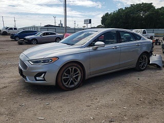 FORD FUSION TITANIUM 2020
