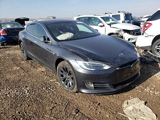 TESLA MODEL S 2018