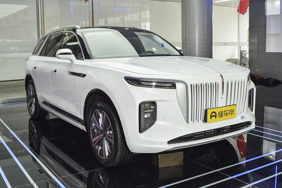 Hongqi E-HS9	Model facelift 690km flag enjoys six seats