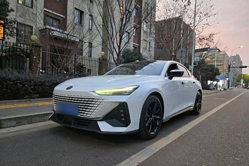 Changan UNI-V 2022