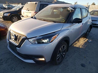 NISSAN KICKS SR 2020