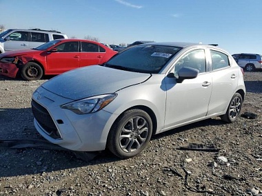 TOYOTA YARIS LE 2019